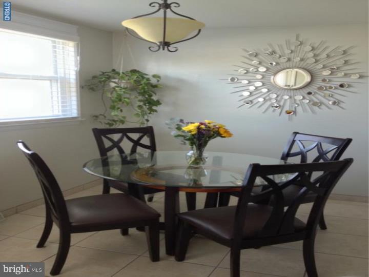 9704 Chapel Road Philadelphia, PA 19115 - Photo 9 of 25