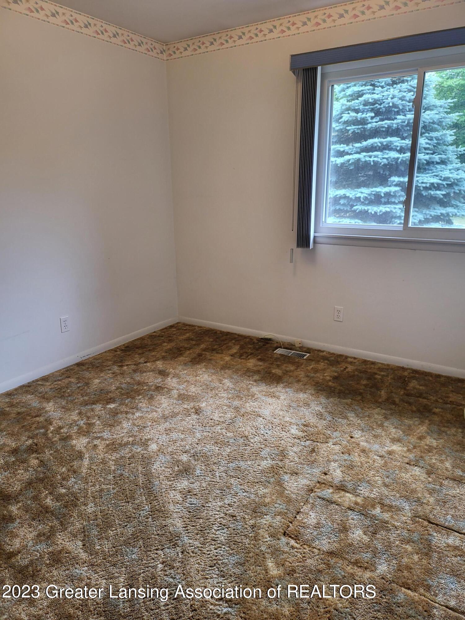 11325 Nixon Road Grand Ledge, MI 48837 - Photo 16 of 31 20230623_114710