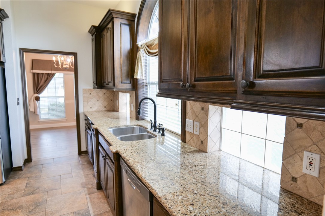 5131 High Bank Drive Corpus Christi, TX 78413 - Photo 15 of 37