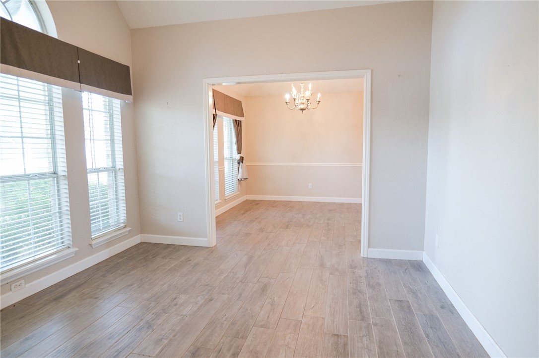 5131 High Bank Drive Corpus Christi, TX 78413 - Photo 7 of 37