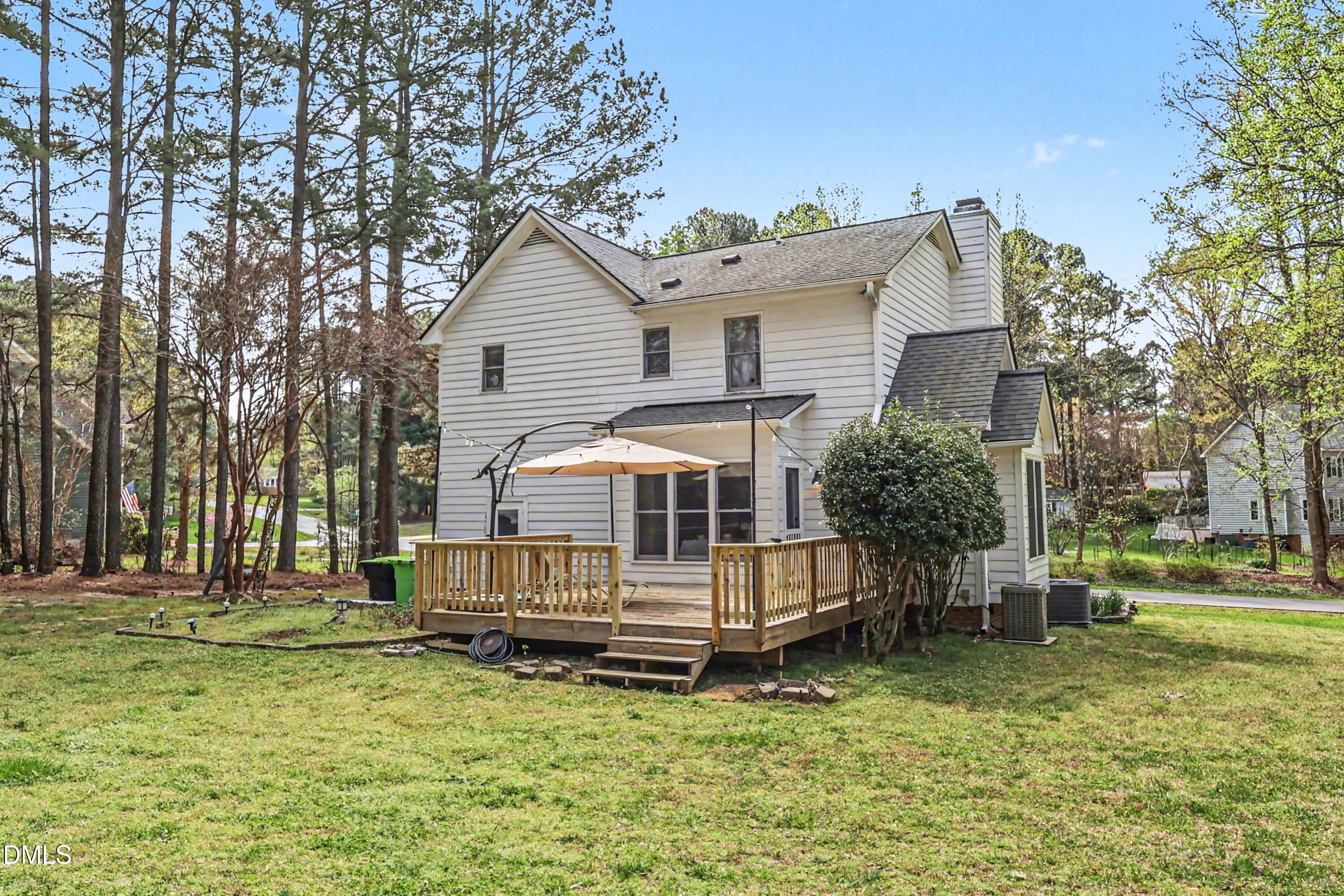 2828 Cornerstone Ridge Drive Apex, NC 27539 - Photo 31 of 33 040_file_9470