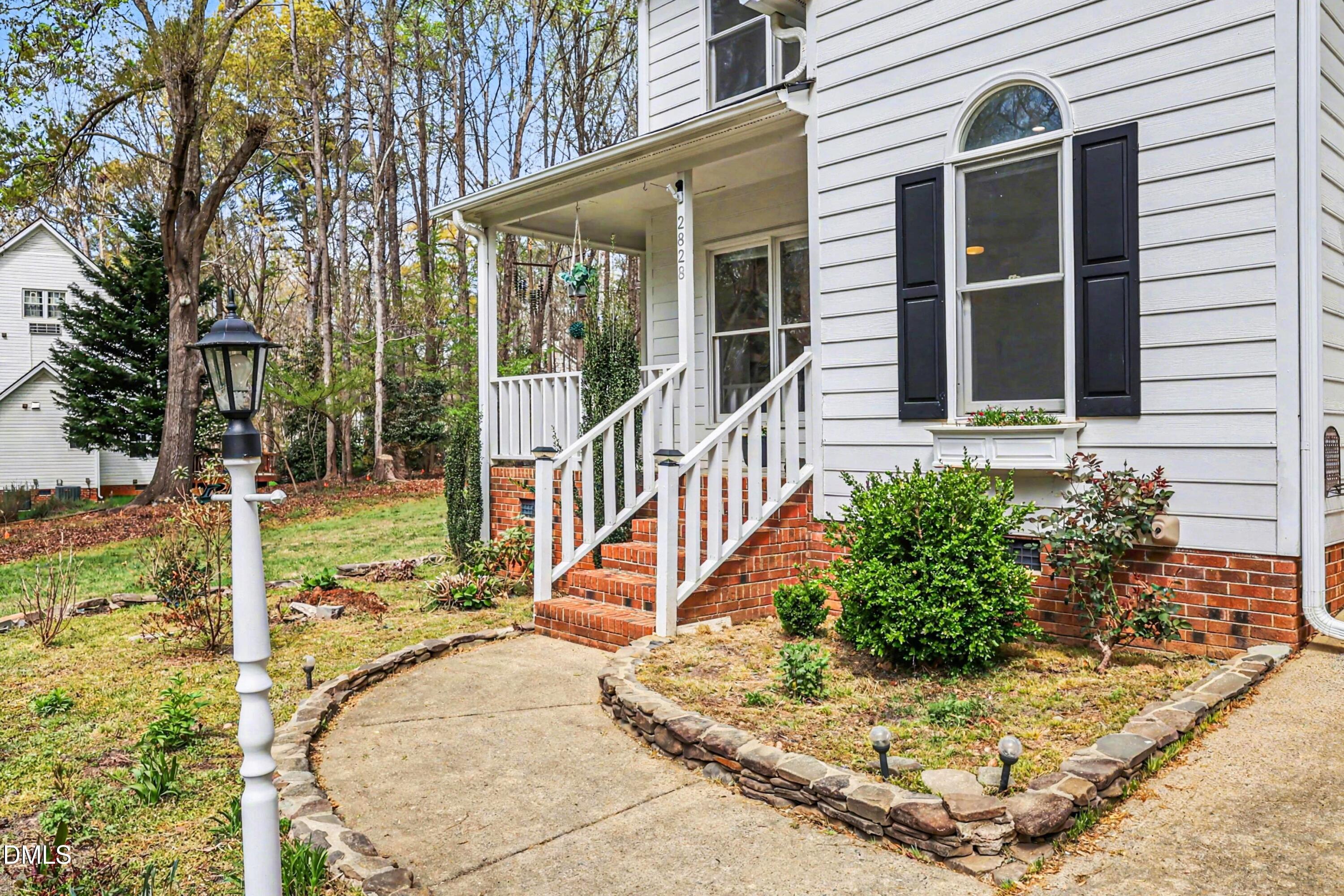 2828 Cornerstone Ridge Drive Apex, NC 27539 - Photo 3 of 33 005_file_3104