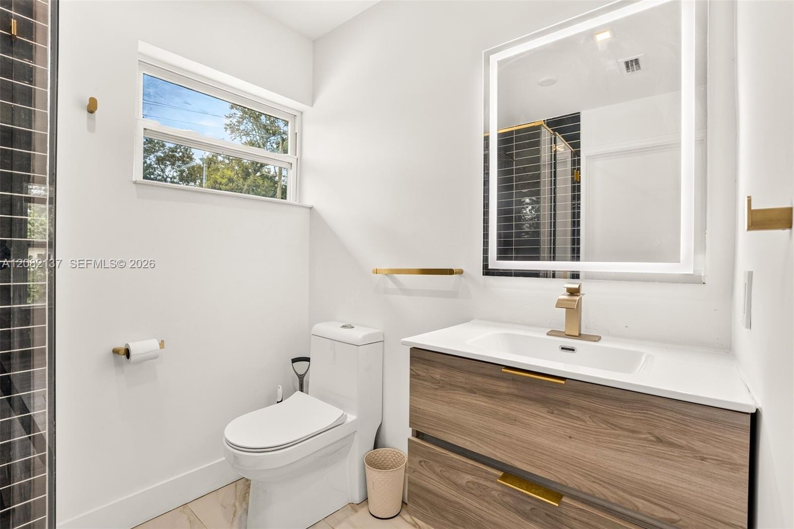 701 Northeast 164th Street Miami, FL 33162 - Photo 46 of 50 Gallery Image 46