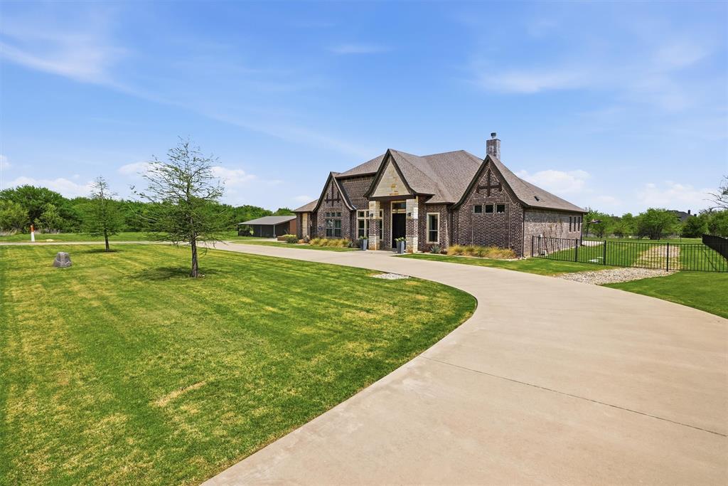 6401 Starlight Ranch Road Godley, TX 76044 - Photo 4 of 39