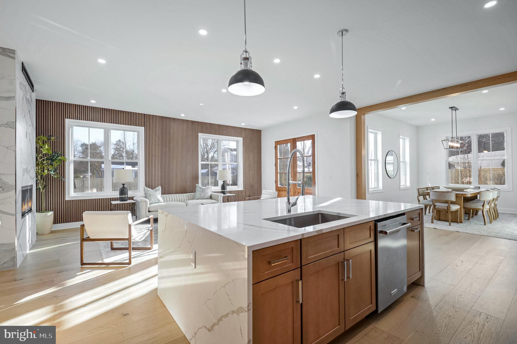 1809 Shenandoah Road Alexandria, VA 22308 - Photo 13 of 77 Huge Center Island, Breakfast Bar, Pendant Lights