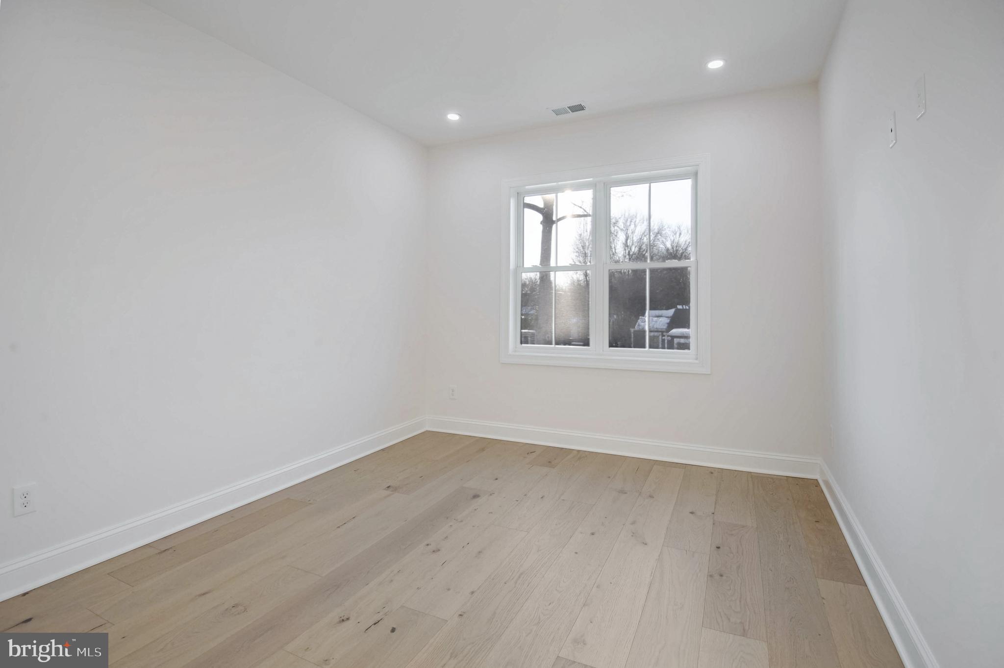 1809 Shenandoah Road Alexandria, VA 22308 - Photo 47 of 77 9 Ft Ceilings on the 2nd Floor