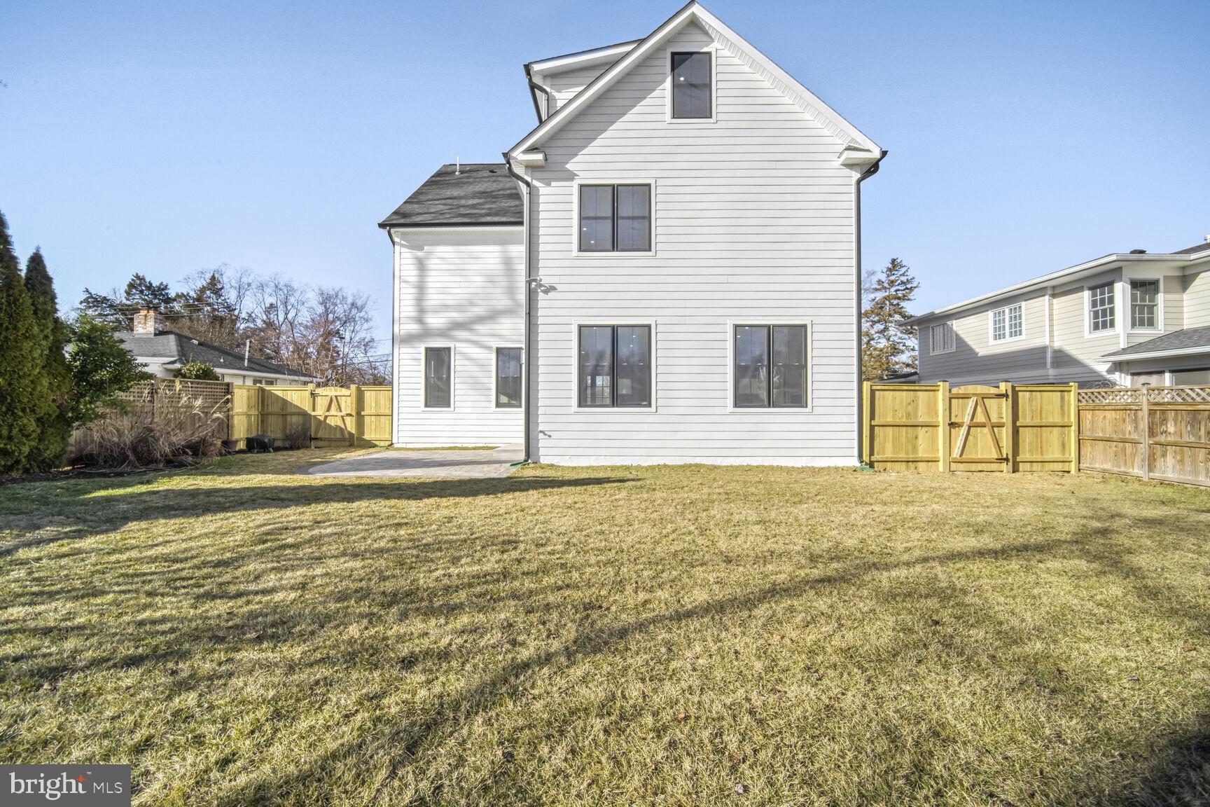 1809 Shenandoah Road Alexandria, VA 22308 - Photo 58 of 77 Large Newly Fenced Flat Backyard
