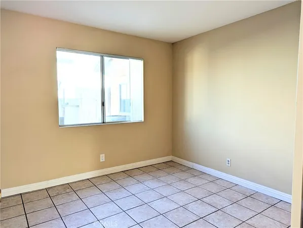 $3,000 | 1833 Bayside Court, Hemet, CA 92545