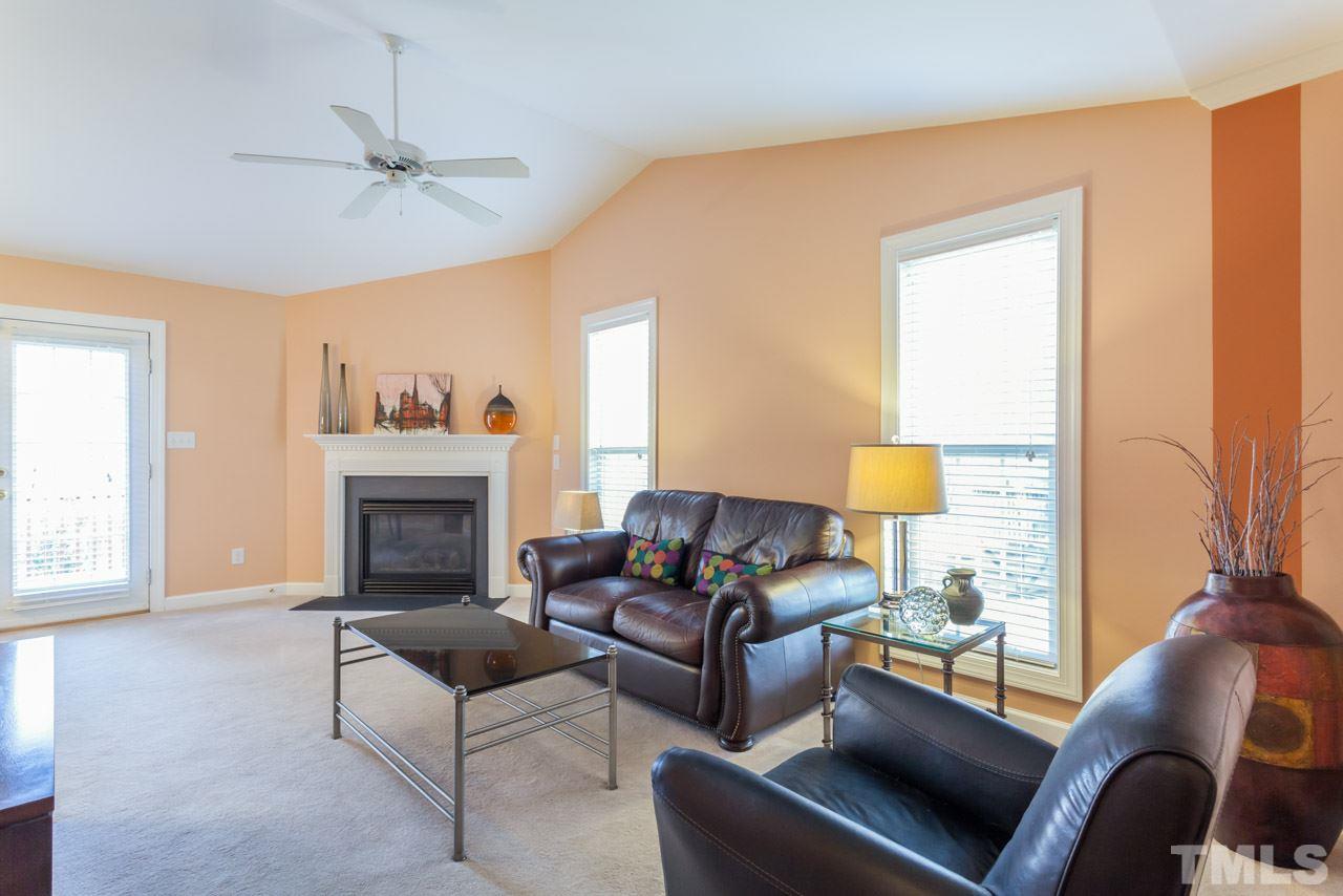834 Shackleton Road Apex, NC 27502 - Photo 7 of 24 Gallery Image 7
