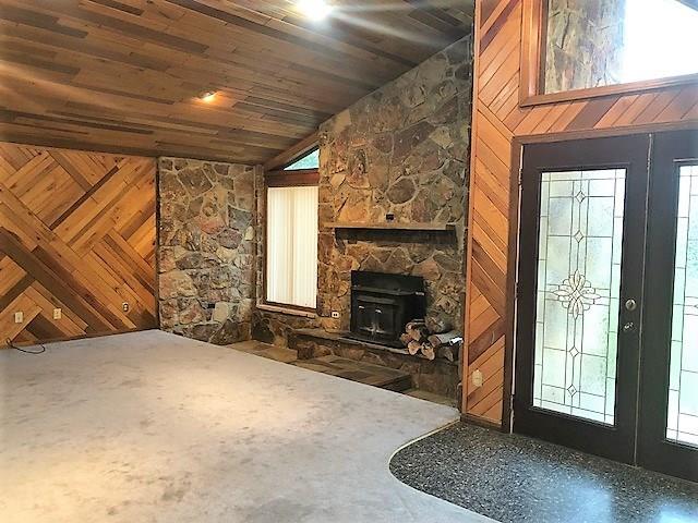 912 White Road Acme, PA 15610 - Photo 4 of 25