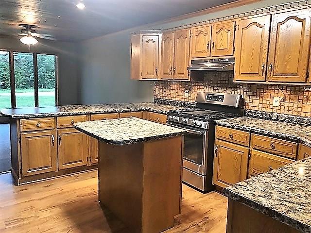 912 White Road Acme, PA 15610 - Photo 7 of 25