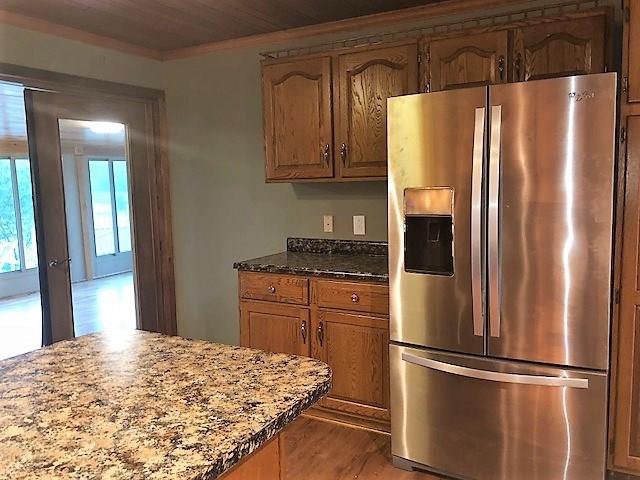 912 White Road Acme, PA 15610 - Photo 8 of 25