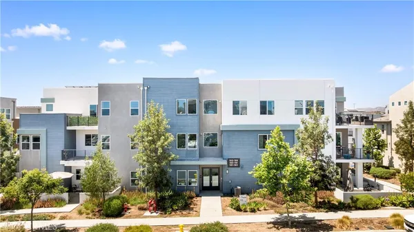 $5,300 | 189 Biome, Irvine, CA 92618