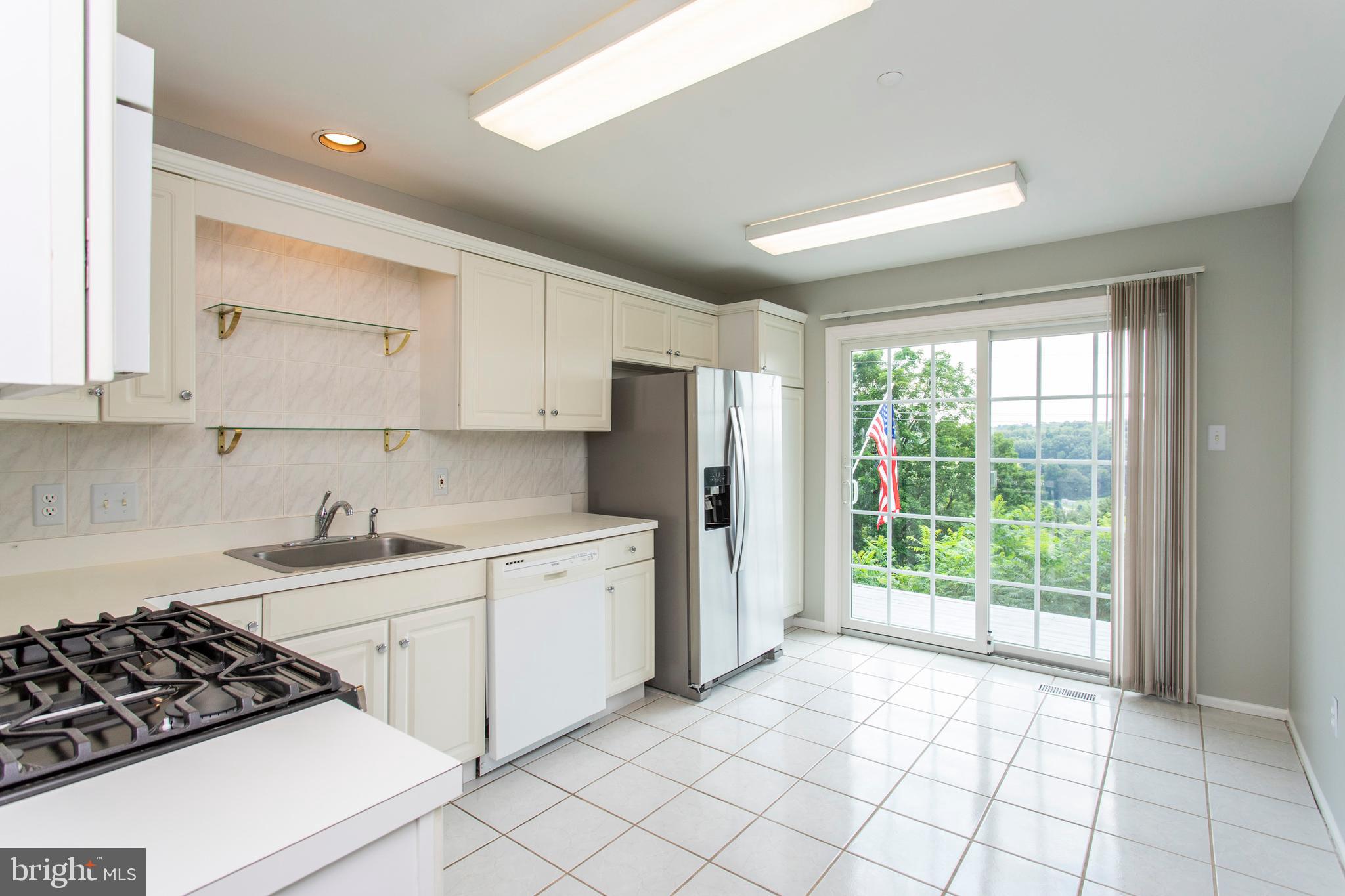145 Timothy Circle Wayne, PA 19087 - Photo 13 of 31 Kitchen
