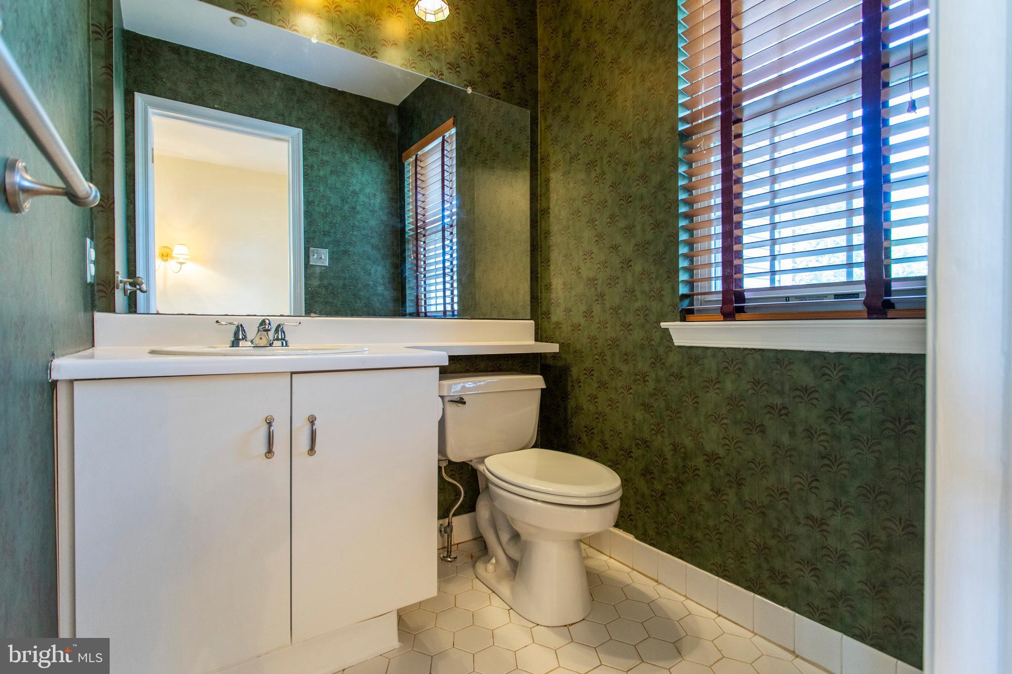 145 Timothy Circle Wayne, PA 19087 - Photo 6 of 31 Powder Room - first floor