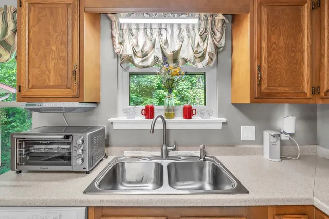 $434,900 | 918 Stone Crest Circle, Chattanooga, TN 37421