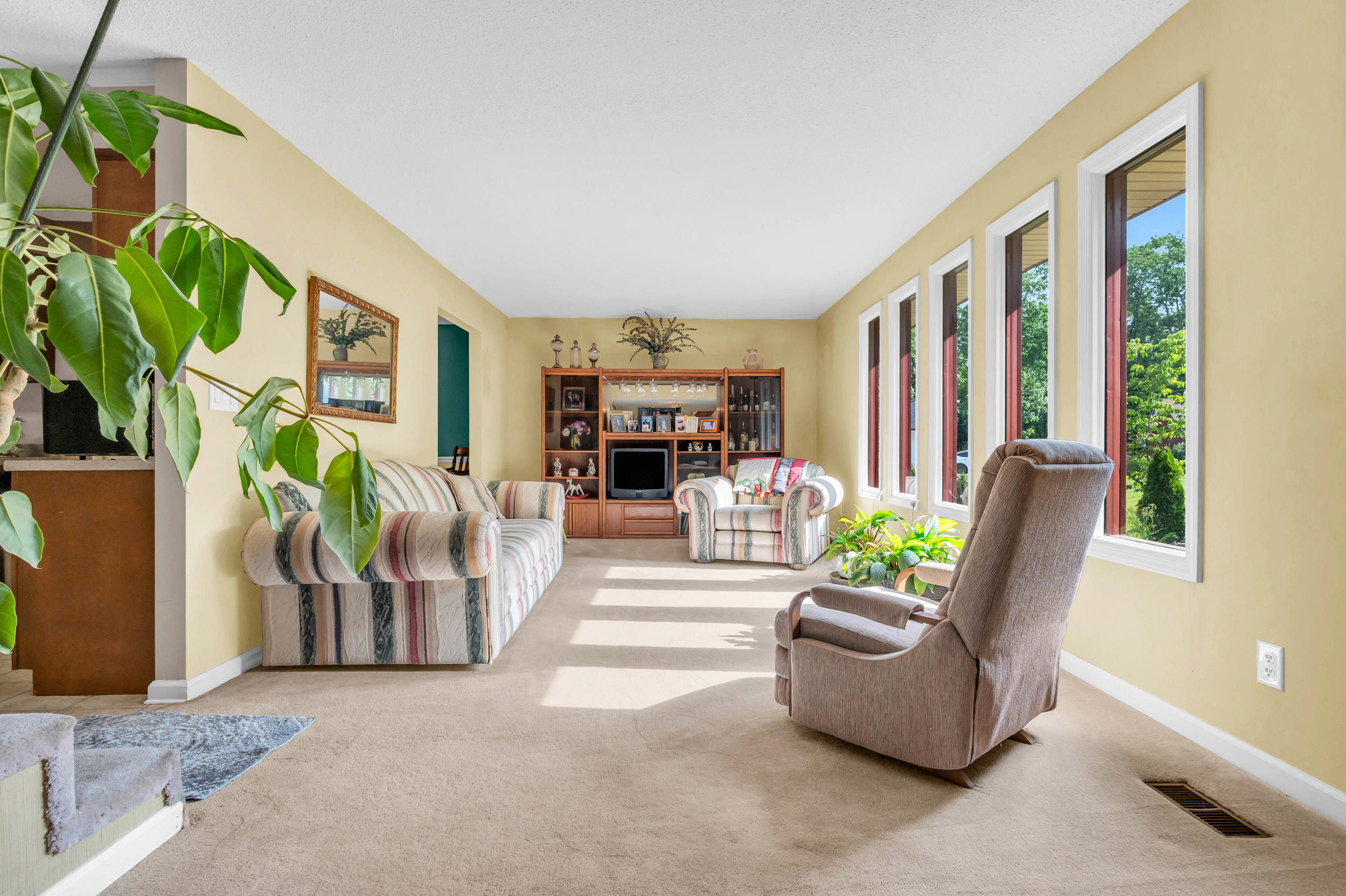 918 Stone Crest Circle Chattanooga, TN 37421 - Photo 4 of 33 918 stone crest cir-4