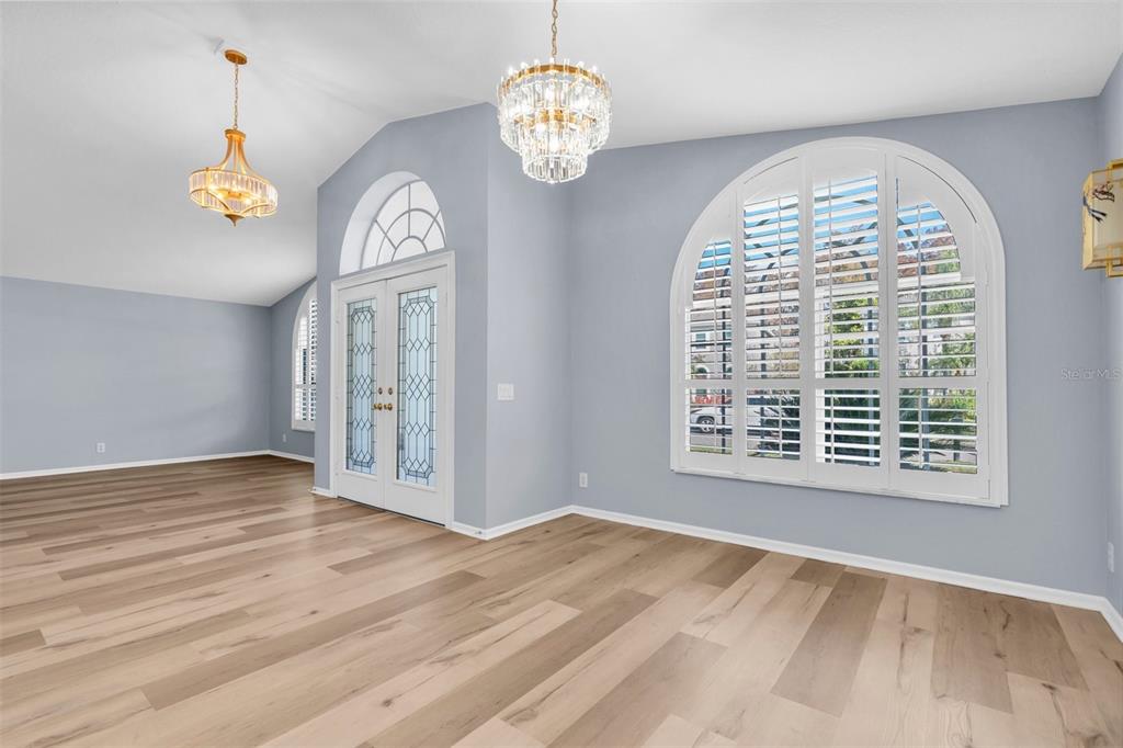 18808 Chaville Road Lutz, FL 33558 - Photo 6 of 46