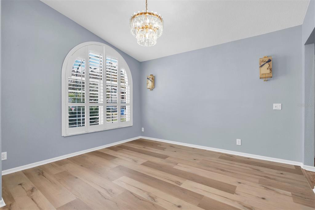 18808 Chaville Road Lutz, FL 33558 - Photo 9 of 46