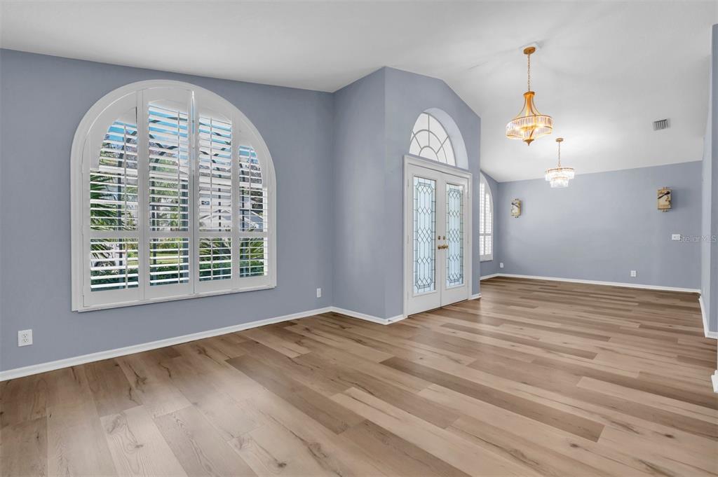 18808 Chaville Road Lutz, FL 33558 - Photo 10 of 46