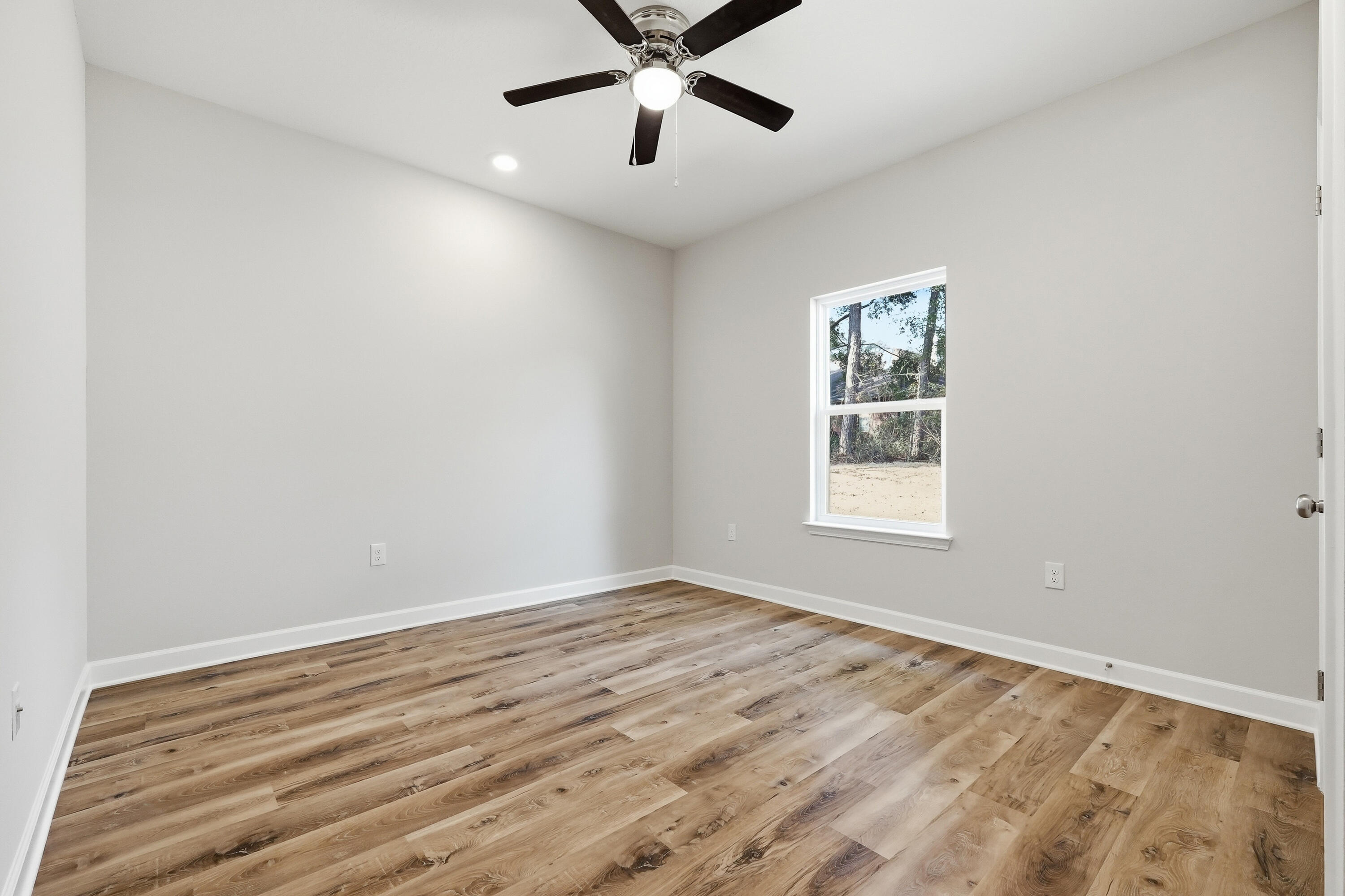 2614 Sorrel Ridge Road Crestview, FL 32536 - Photo 20 of 28 2614 sorrel ridge-55