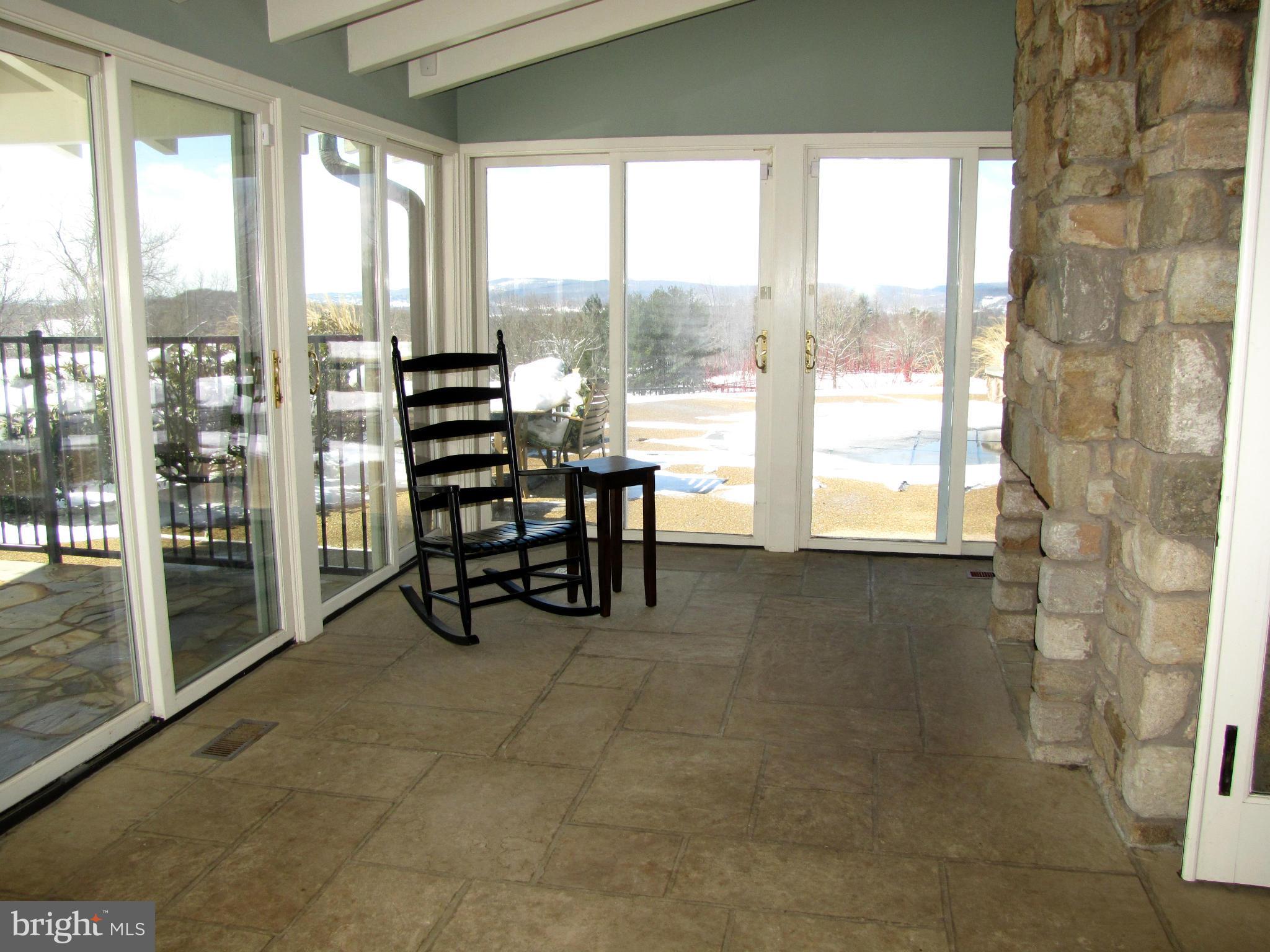 6219 Evergreen Mountain Road Broad Run, VA 20137 - Photo 11 of 29 Breakfast area with fireplace