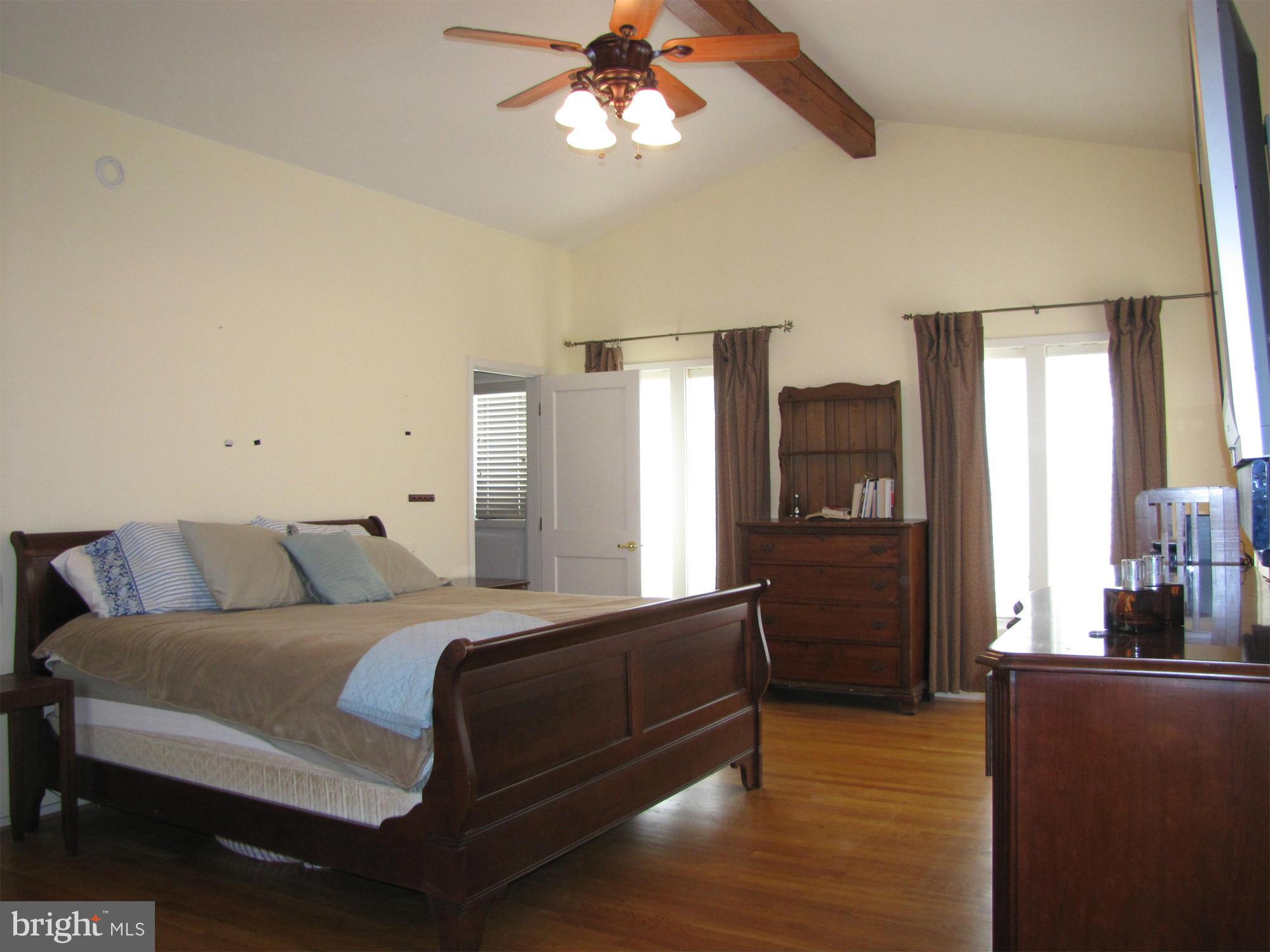 6219 Evergreen Mountain Road Broad Run, VA 20137 - Photo 13 of 29 Bedroom (Master)