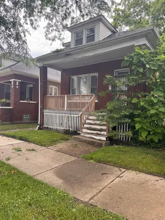 $129,999 | 7554 South King Drive, Chicago, IL 60619