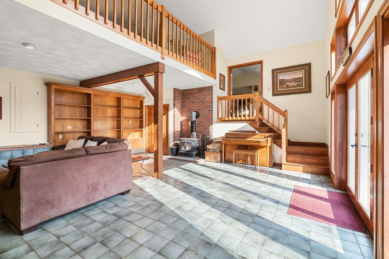 18 Old Amherst Road Mont Vernon, NH 03057 - Photo 6 of 38
