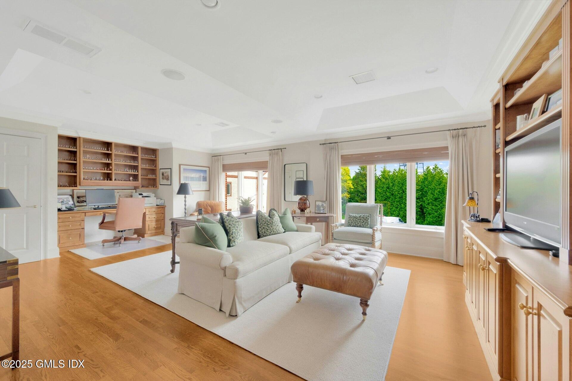 4 Sound Shore Drive, Unit 24 Greenwich, CT 06830 - Photo 11 of 21 013-486873-MTZ_7269_14342398