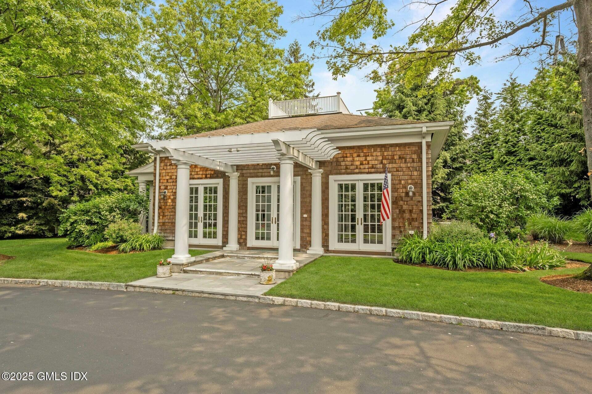 4 Sound Shore Drive, Unit 24 Greenwich, CT 06830 - Photo 19 of 21 022-486873-MTZ_7420_14342430