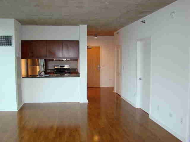 611 South Wells Street, Unit 1908 Chicago, IL 60607 - Photo 4 of 10