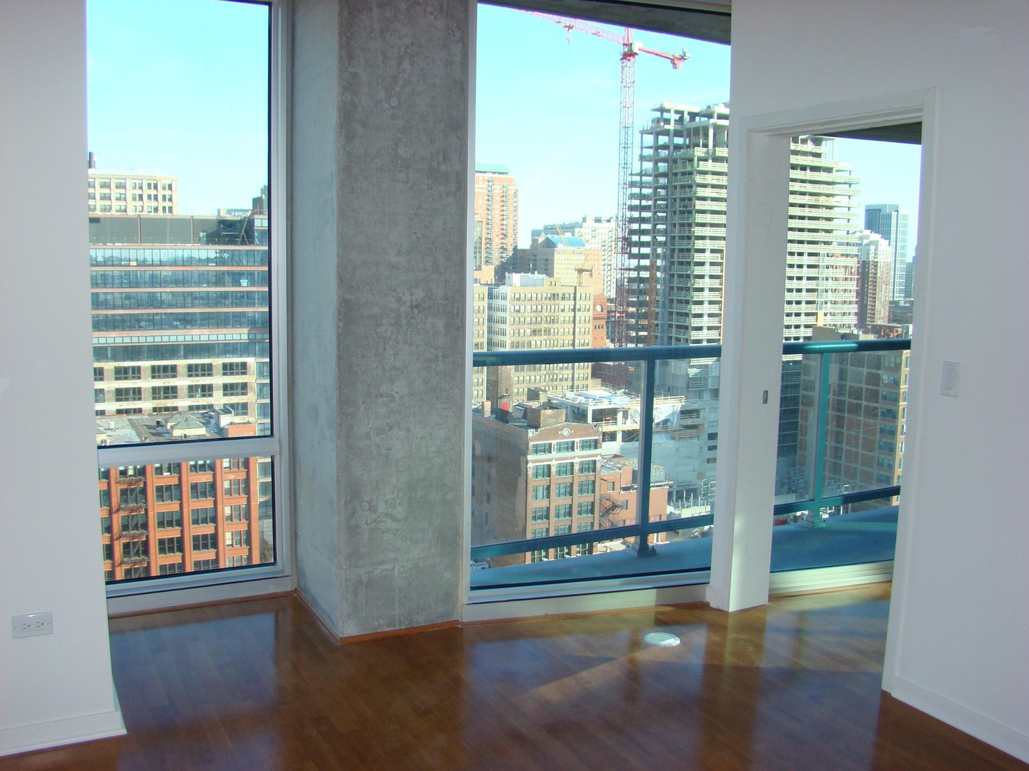 611 South Wells Street, Unit 1908 Chicago, IL 60607 - Photo 5 of 10