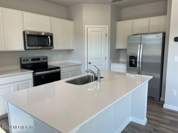 10652 Waterfield Road, Unit 82 Jacksonville, FL 32210 - Photo 3 of 8 Kitchen2