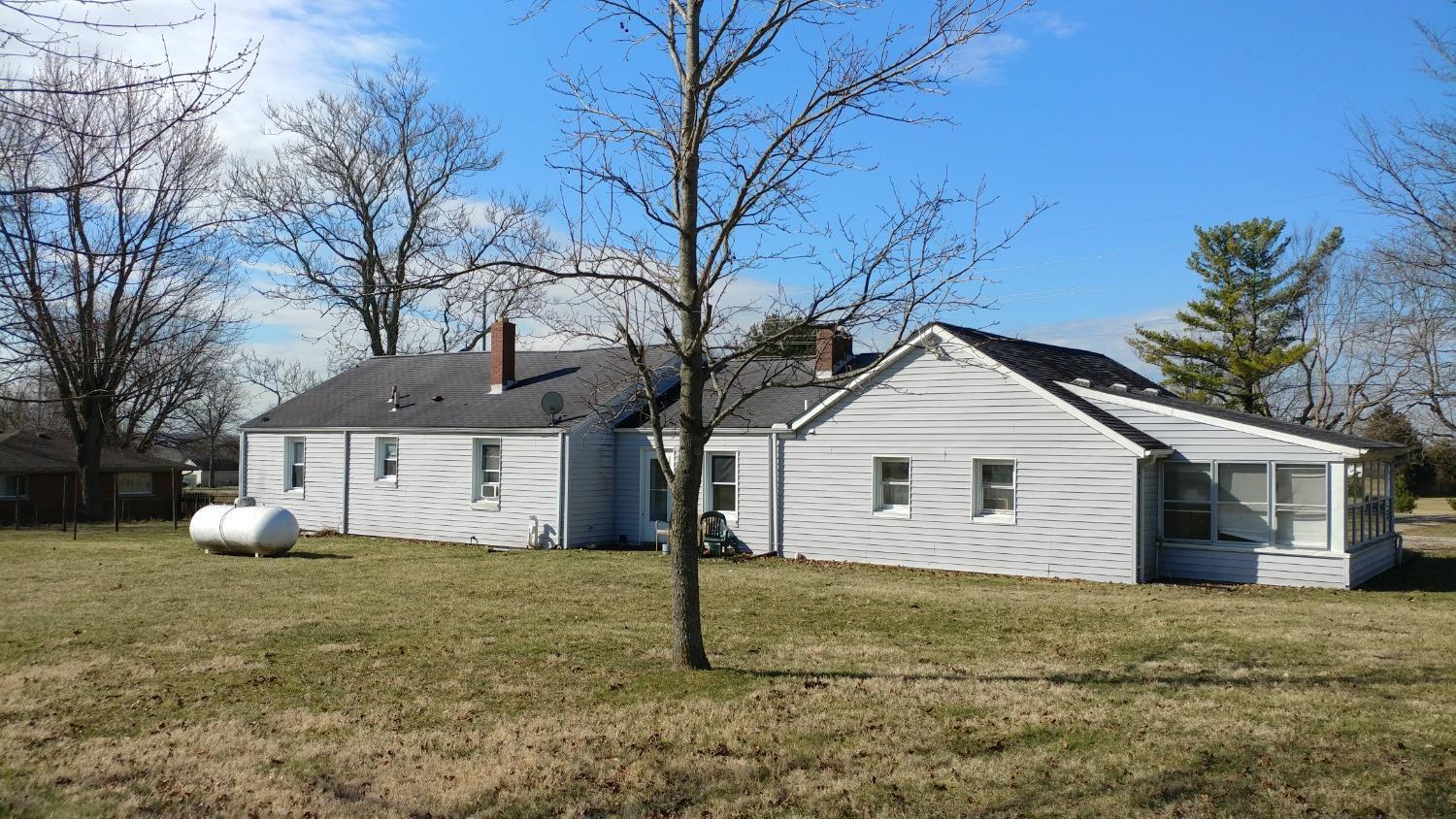 4762 Waynes Trace Road Hamilton, OH 45011 - Photo 3 of 20 Gallery Image 3