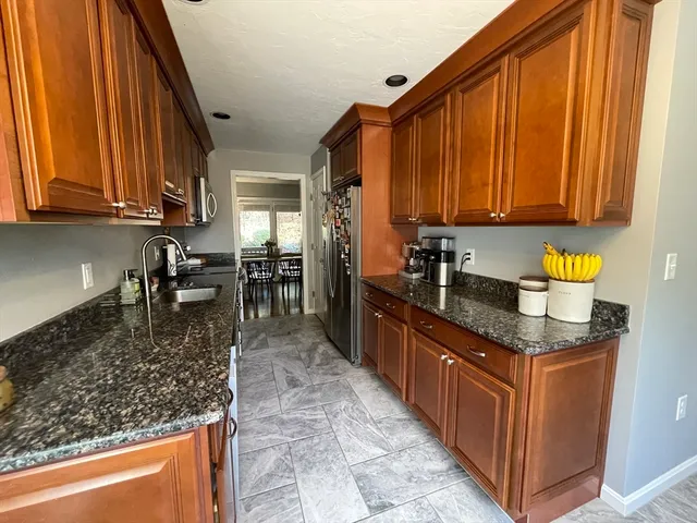 $369,900 | 240 Heritage Drive, Unit 240, Northbridge, MA 01588