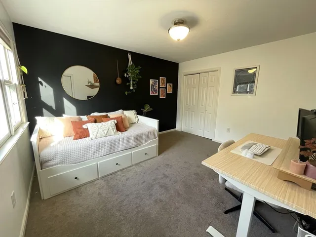 $369,900 | 240 Heritage Drive, Unit 240, Northbridge, MA 01588