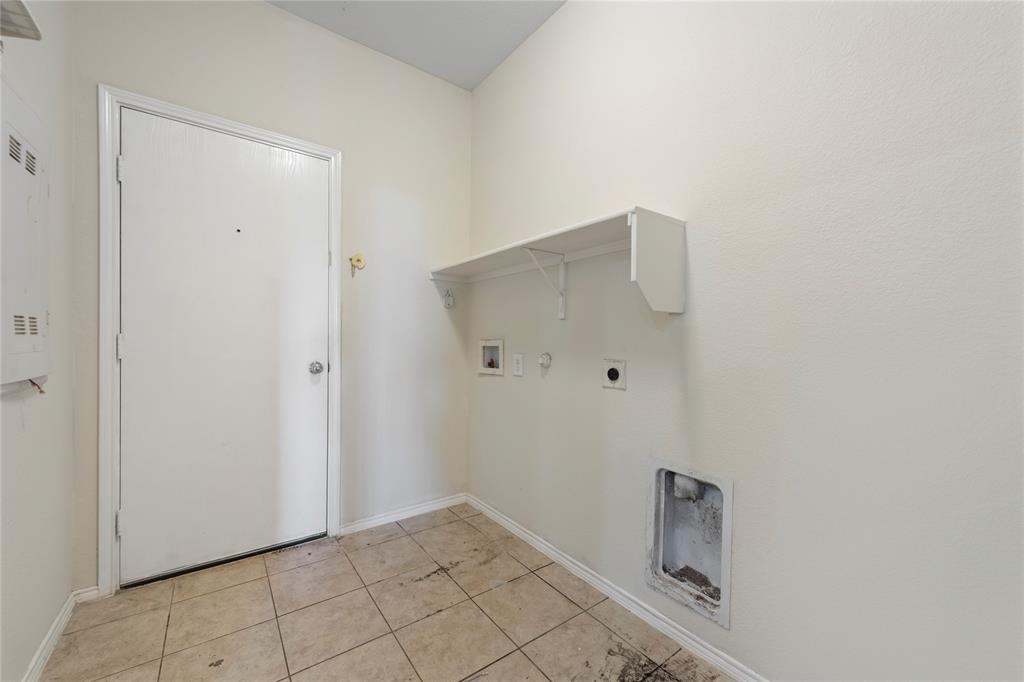 2239 Heaton Street Forney, TX 75126 - Photo 5 of 25 a view of room