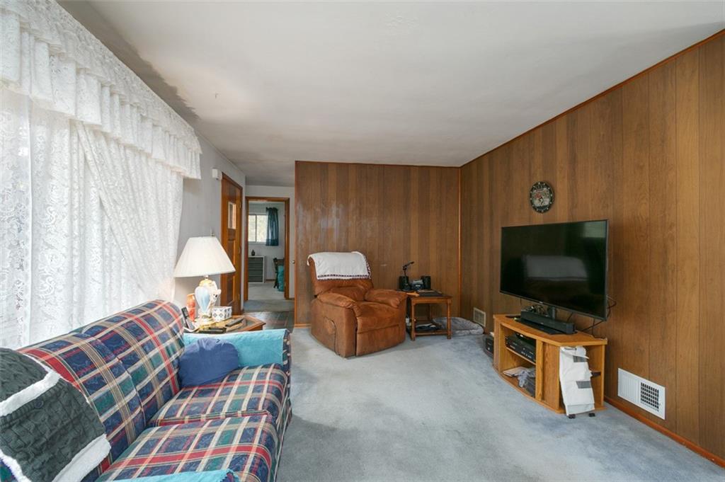5581 Edwards Road Murrysville, PA 15668 - Photo 11 of 25 Living room