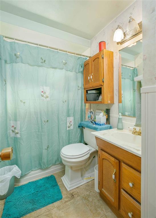 5581 Edwards Road Murrysville, PA 15668 - Photo 20 of 25 Updated full bath