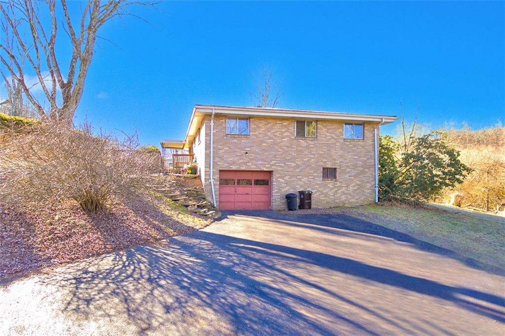 5581 Edwards Road Murrysville, PA 15668 - Photo 2 of 25 Country setting yet convenient to everything!