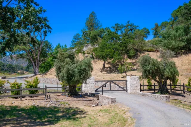 $999,000 | 2641 Riebli Road, Santa Rosa, CA 95404