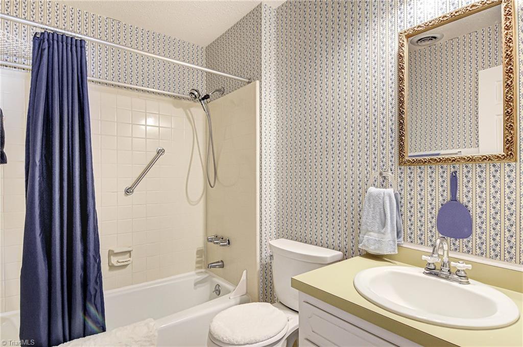 4909 Tower Road, Unit B Greensboro, NC 27410 - Photo 19 of 26 Gallery Image 19