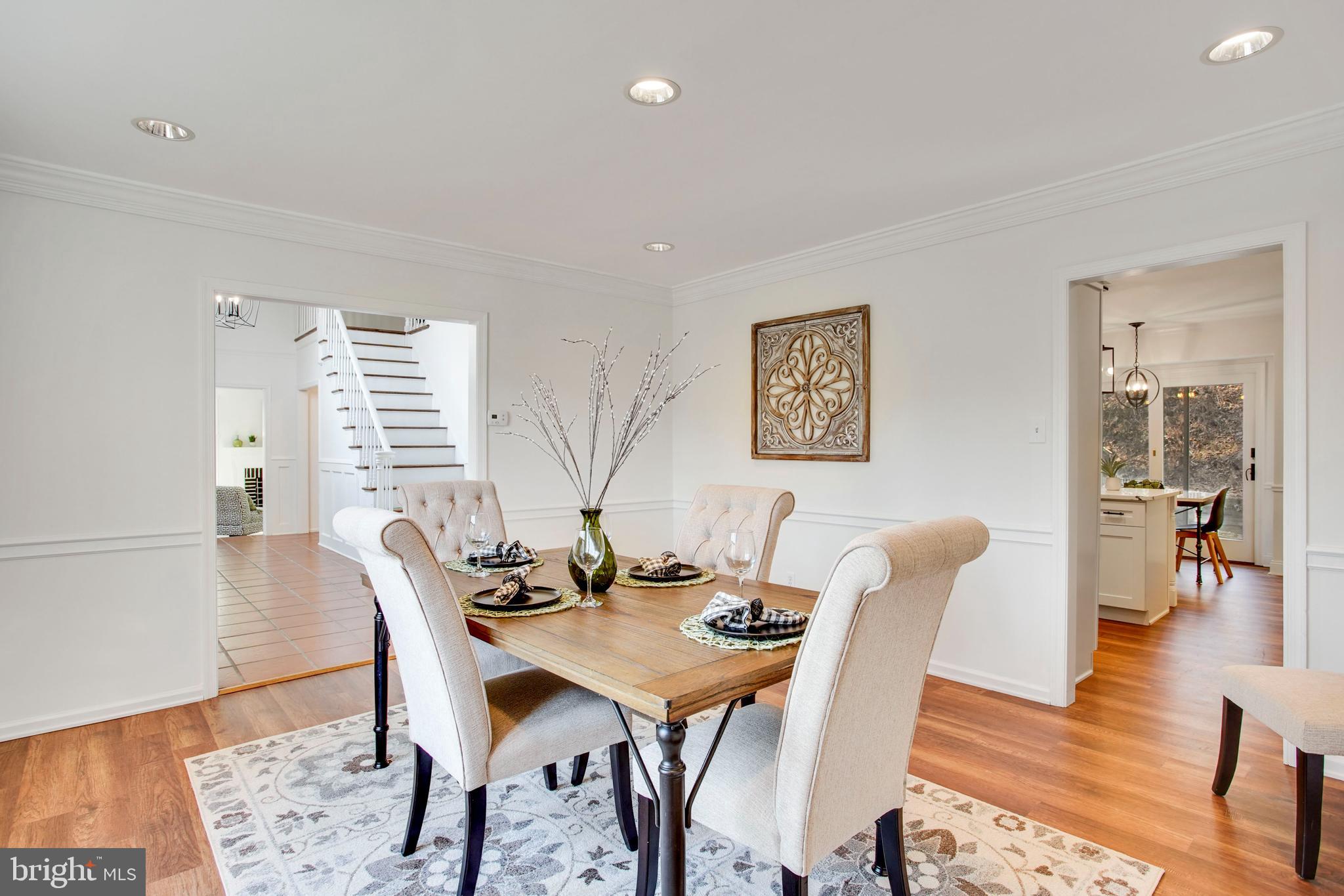 220 Hansell Road Newtown Square, PA 19073 - Photo 8 of 36 Family Dining Area