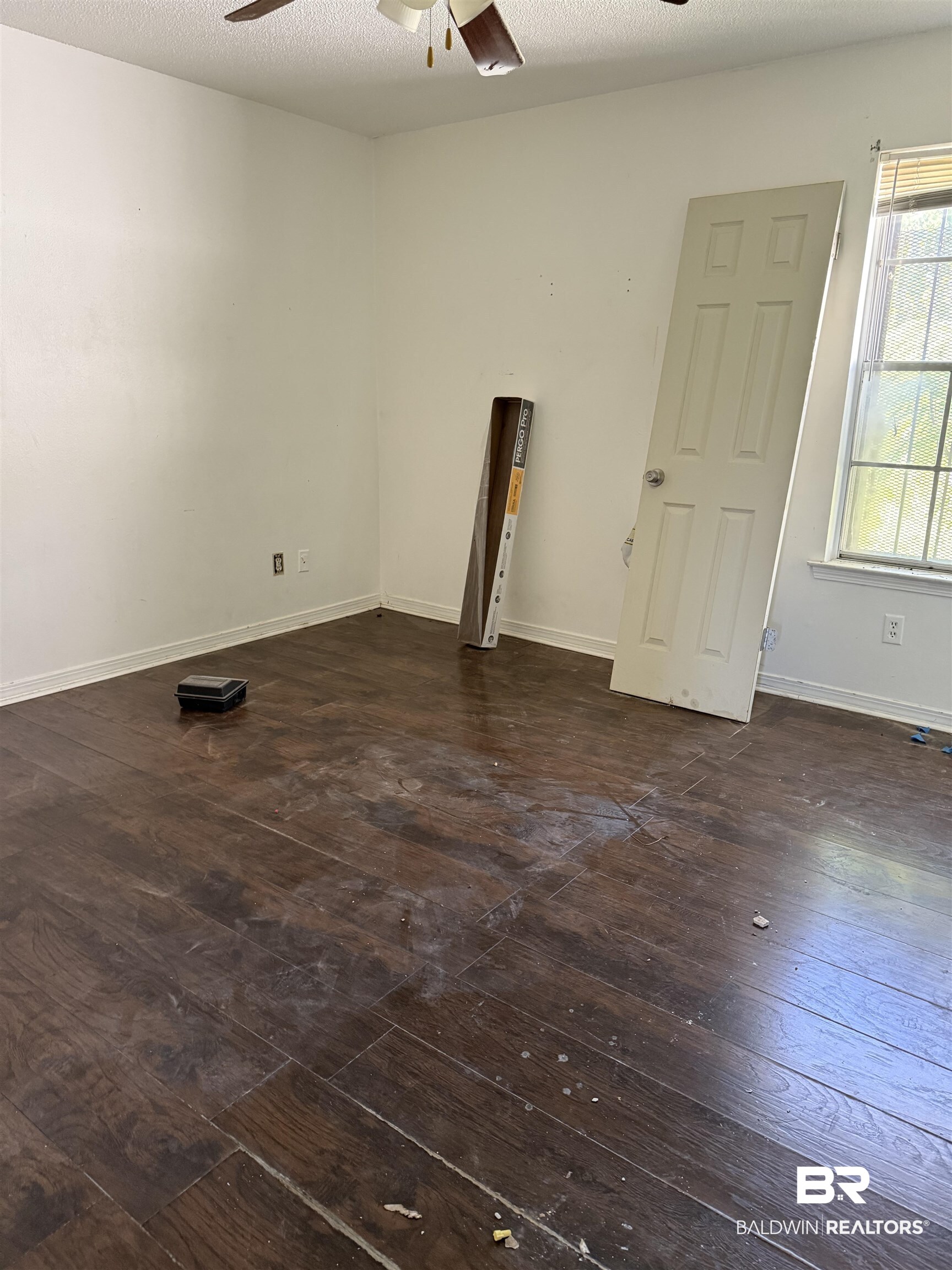 421 Chavers Street Mobile, AL 36617 - Photo 4 of 12 Gallery Image 4