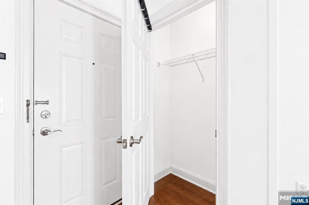 180 Edgewater Road Cliffside Park, NJ 07010 - Photo 6 of 17