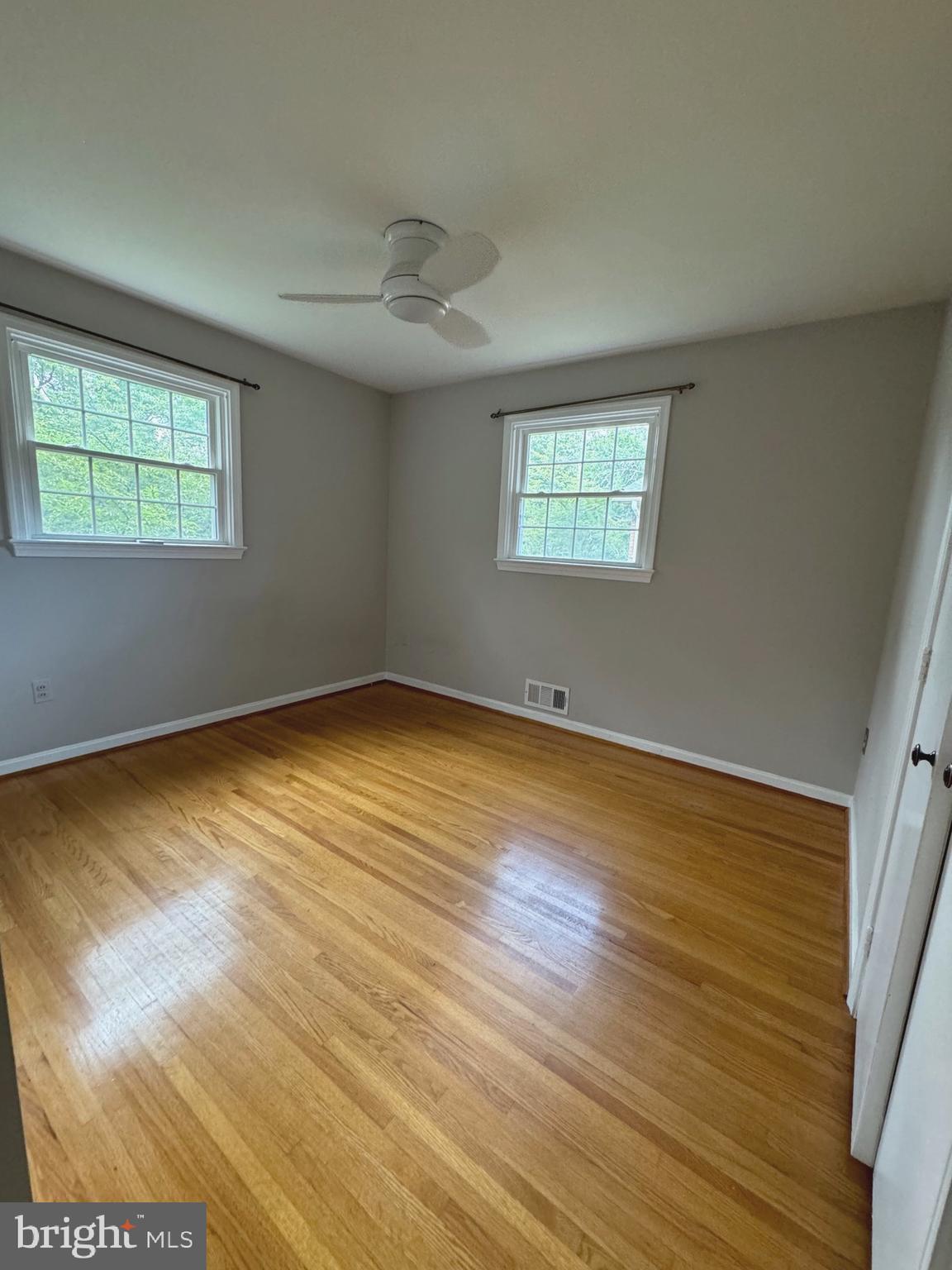 6602 Tusculum Road Bethesda, MD 20817 - Photo 11 of 21 Bedroom 3