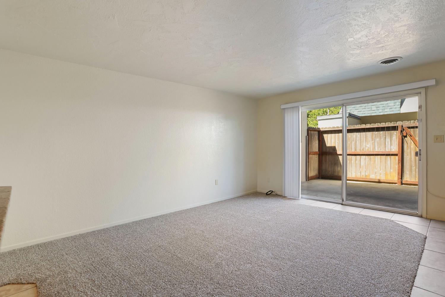 898 Rutledge Drive Lodi, CA 95242 - Photo 8 of 29