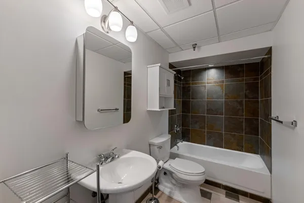 $2,195 | 400 North 1st Street, Unit 310, Minneapolis, MN 55401