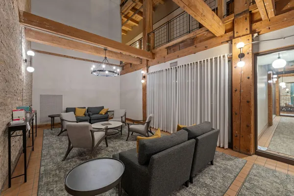 $2,195 | 400 North 1st Street, Unit 310, Minneapolis, MN 55401